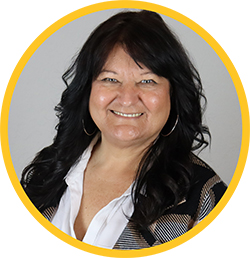 Website Headshot_Cindy Chandler